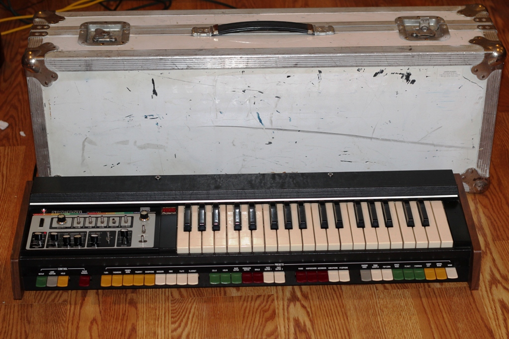 ROLAND アナログシンセサイザー SH-2000